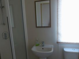 Trecco Bay - Holiday Accommodation 6971 - Somerset & Wiltshire - 1189051 - thumbnail photo 8