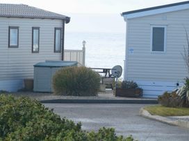 Trecco Bay - Holiday Accommodation 6971 - Somerset & Wiltshire - 1189051 - thumbnail photo 9