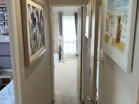 Pinewoods Holiday Park - Holiday Accommodation 6988 - Norfolk - 1189053 - thumbnail photo 9