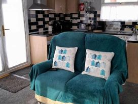 Mablethorpe Chalet Park - Holiday Accommodation 6991 - Lincolnshire - 1189054 - thumbnail photo 2