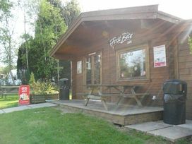White Acres Holiday Park - Holiday Accommodation 70 - Cornwall - 1189055 - thumbnail photo 10