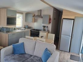 Grange Leisure Park - Holiday Accommodation 702 - Lincolnshire - 1189058 - thumbnail photo 11