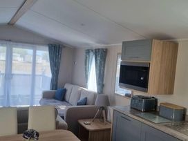 Grange Leisure Park - Holiday Accommodation 702 - Lincolnshire - 1189058 - thumbnail photo 12