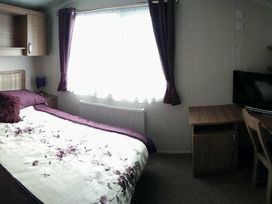 Hafan y Mor Haven - Holiday Accommodation 7021 - North Wales - 1189059 - thumbnail photo 8