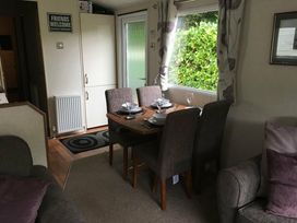 Aberdunant Hall Holiday Park - Holiday Accommodation 7030 - North Wales - 1189061 - thumbnail photo 3