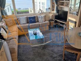 Reighton Sands Holiday Park - Holiday Accommodation 7102 - North Yorkshire (incl. Whitby) - 1189063 - thumbnail photo 7