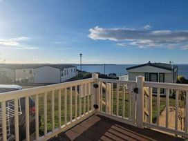 Reighton Sands Holiday Park - Holiday Accommodation 7102 - North Yorkshire (incl. Whitby) - 1189063 - thumbnail photo 13