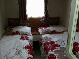 Seton Sands Caravan Park - Holiday Accommodation 7113 - Scottish Lowlands - 1189064 - thumbnail photo 7