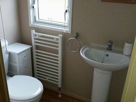 Seton Sands Caravan Park - Holiday Accommodation 7113 - Scottish Lowlands - 1189064 - thumbnail photo 8