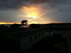 Littlesea Holiday Park - Holiday Accommodation 718 - Dorset - 1189069 - thumbnail photo 8