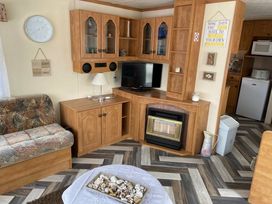Cherry Tree Holiday Park - Holiday Accommodation 7184 - Norfolk - 1189070 - thumbnail photo 12