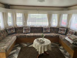 Cherry Tree Holiday Park - Holiday Accommodation 7184 - Norfolk - 1189070 - thumbnail photo 18