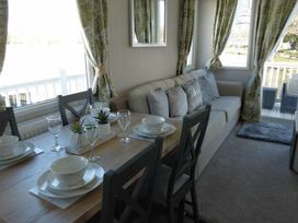 Haggerston Castle - Holiday Accommodation 7202 - Scottish Lowlands - 1189073 - thumbnail photo 7