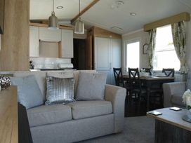 Haggerston Castle - Holiday Accommodation 7202 - Scottish Lowlands - 1189073 - thumbnail photo 8