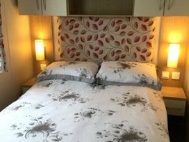 Perran Sands - Holiday Accommodation 722 - Cornwall - 1189074 - thumbnail photo 9