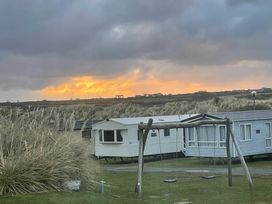 Perran Sands - Holiday Accommodation 722 - Cornwall - 1189074 - thumbnail photo 12