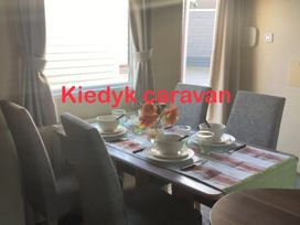 Southview Holiday Park - Holiday Accommodation 7251 - Lincolnshire - 1189075 - thumbnail photo 16