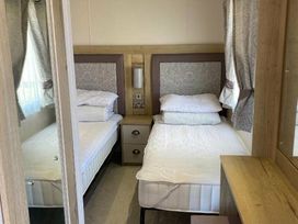 Kiln Park Holiday Park - Holiday Accommodation 7267 - South Wales - 1189077 - thumbnail photo 8