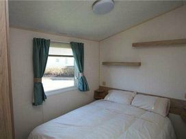 Devon Cliffs Holiday Park - Holiday Accommodation 7324 - Devon - 1189080 - thumbnail photo 3