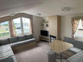 Devon Cliffs Holiday Park - Holiday Accommodation 7324 - Devon - 1189080 - thumbnail photo 10