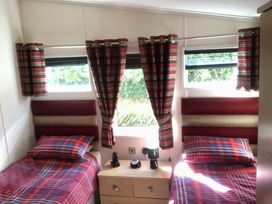 White Acres Holiday Park - Holiday Accommodation 7412 - Cornwall - 1189084 - thumbnail photo 12