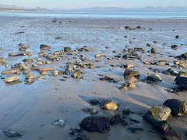 Hafan y Mor Haven - Holiday Accommodation 7421 - North Wales - 1189085 - thumbnail photo 17