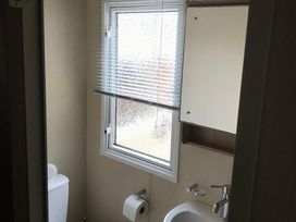 Kiln Park Holiday Park - Holiday Accommodation 7425 - South Wales - 1189086 - thumbnail photo 8