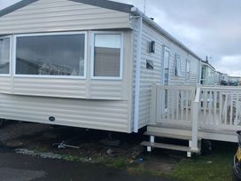 Trecco Bay - Holiday Accommodation 7489 - Somerset & Wiltshire - 1189088 - thumbnail photo 8