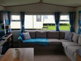 Stoupe Cross Caravan Park - Holiday Accommodation 7529 - North Yorkshire (incl. Whitby) - 1189091 - thumbnail photo 3