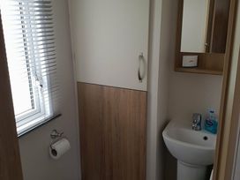 Stoupe Cross Caravan Park - Holiday Accommodation 7529 - North Yorkshire (incl. Whitby) - 1189091 - thumbnail photo 5