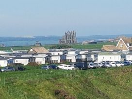 Stoupe Cross Caravan Park - Holiday Accommodation 7529 - North Yorkshire (incl. Whitby) - 1189091 - thumbnail photo 9