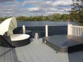 Tattershall Lakes Country Park - Holiday Accommodation 7565 - Lincolnshire - 1189093 - thumbnail photo 1