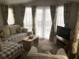 Tattershall Lakes Country Park - Holiday Accommodation 7565 - Lincolnshire - 1189093 - thumbnail photo 8