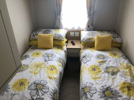 Tattershall Lakes Country Park - Holiday Accommodation 7565 - Lincolnshire - 1189093 - thumbnail photo 11