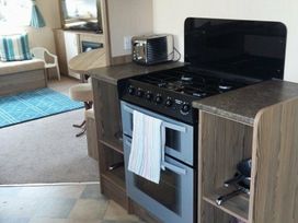 Devon Cliffs Holiday Park - Holiday Accommodation 7643 - Devon - 1189096 - thumbnail photo 6