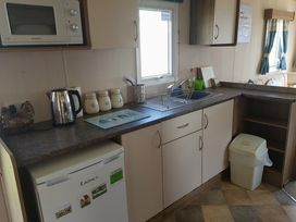 Devon Cliffs Holiday Park - Holiday Accommodation 7643 - Devon - 1189096 - thumbnail photo 7
