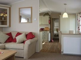 Ladram Bay Holiday Park - Holiday Accommodation 776 - Devon - 1189102 - thumbnail photo 4