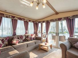 Haggerston Castle - Holiday Accommodation 779 - Scottish Lowlands - 1189105 - thumbnail photo 4