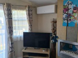 Butlins Skegness - Holiday Accommodation 784 - Lincolnshire - 1189111 - thumbnail photo 7