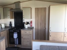 Kingfisher Caravan Park - Holiday Accommodation 7881 - Lincolnshire - 1189113 - thumbnail photo 3