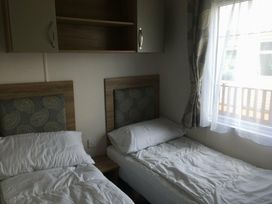 Kingfisher Caravan Park - Holiday Accommodation 7881 - Lincolnshire - 1189113 - thumbnail photo 7
