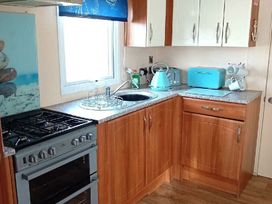 Lyons Robin Hood - Holiday Accommodation 7902 - North Wales - 1189114 - thumbnail photo 6