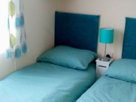 Lyons Robin Hood - Holiday Accommodation 7902 - North Wales - 1189114 - thumbnail photo 12