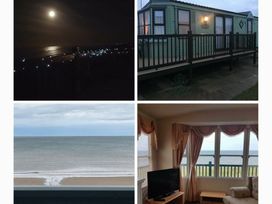 Skipsea Sands Holiday Park - Holiday Accommodation 7908 - North Yorkshire (incl. Whitby) - 1189115 - thumbnail photo 1