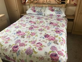 Skipsea Sands Holiday Park - Holiday Accommodation 7908 - North Yorkshire (incl. Whitby) - 1189115 - thumbnail photo 4
