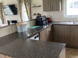White Acres Holiday Park - Holiday Accommodation 8002 - Cornwall - 1189123 - thumbnail photo 8