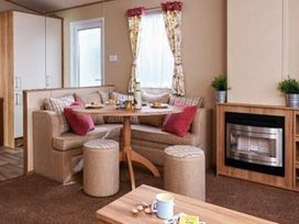Kiln Park Holiday Park - Holiday Accommodation 8093 - South Wales - 1189128 - thumbnail photo 7