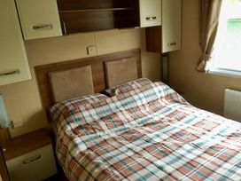 Wild Duck Holiday Park - Holiday Accommodation 8097 - Norfolk - 1189129 - thumbnail photo 1