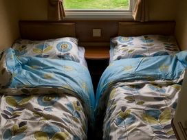 Wild Duck Holiday Park - Holiday Accommodation 8097 - Norfolk - 1189129 - thumbnail photo 2