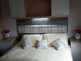 Blue Dolphin Holiday Park - Holiday Accommodation 8128 - North Yorkshire (incl. Whitby) - 1189134 - thumbnail photo 7